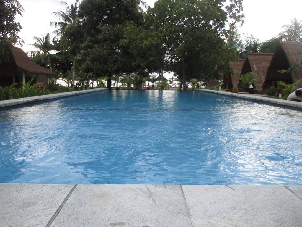 Salili Bungalow Гили Еър Екстериор снимка